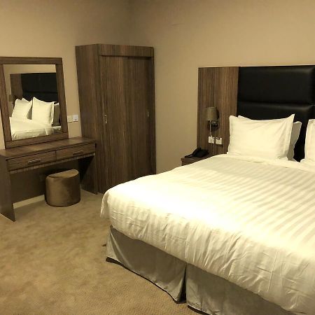 Loren Suites Jiddah Esterno foto